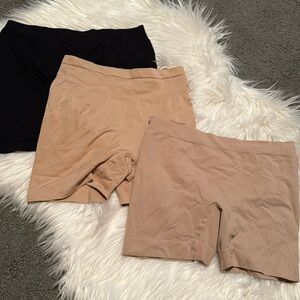 3 pairs of spanx type undergarments